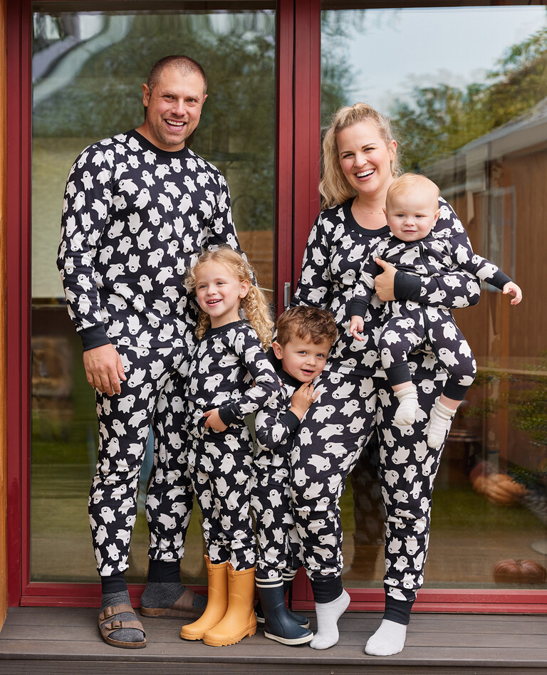 Spooky Smiles Matching Family Pajamas​ | Hanna Andersson